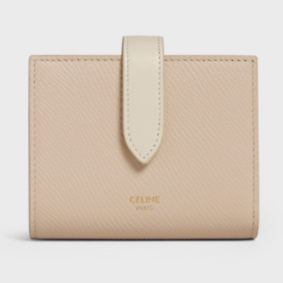 CELINE | SMALL STRAP WALLET IN BICOLOUR GRAINED CALFSKIN POWDER/CREAM - Picture 2 of 13
